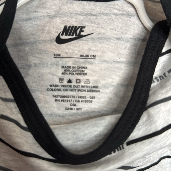 NWT Nike 2 Piece Set for Baby Boy - Picture 8 of 8